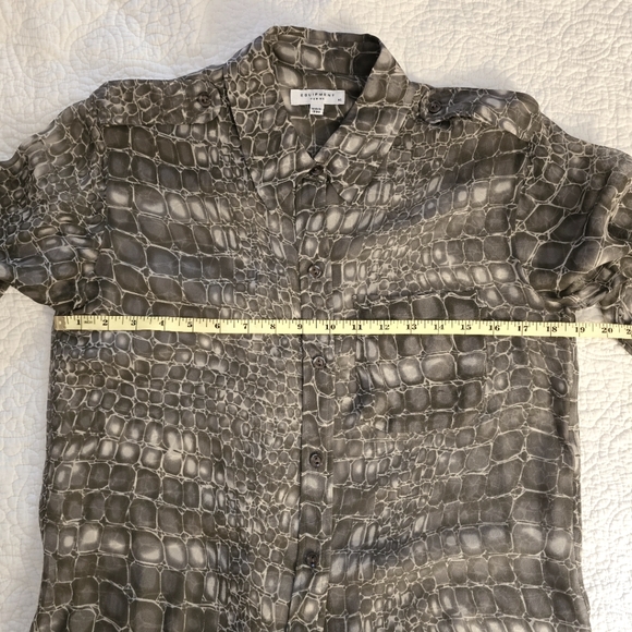 Equipment brand. Silk shirt. XS - Picture 3 of 5